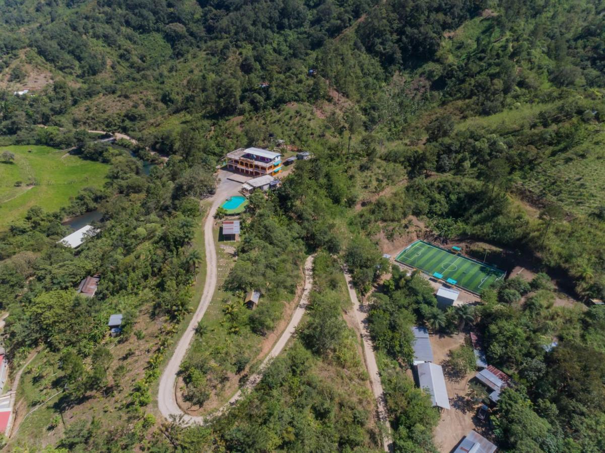 Hotel El Mirador De Tansu Lanquín Zewnętrze zdjęcie