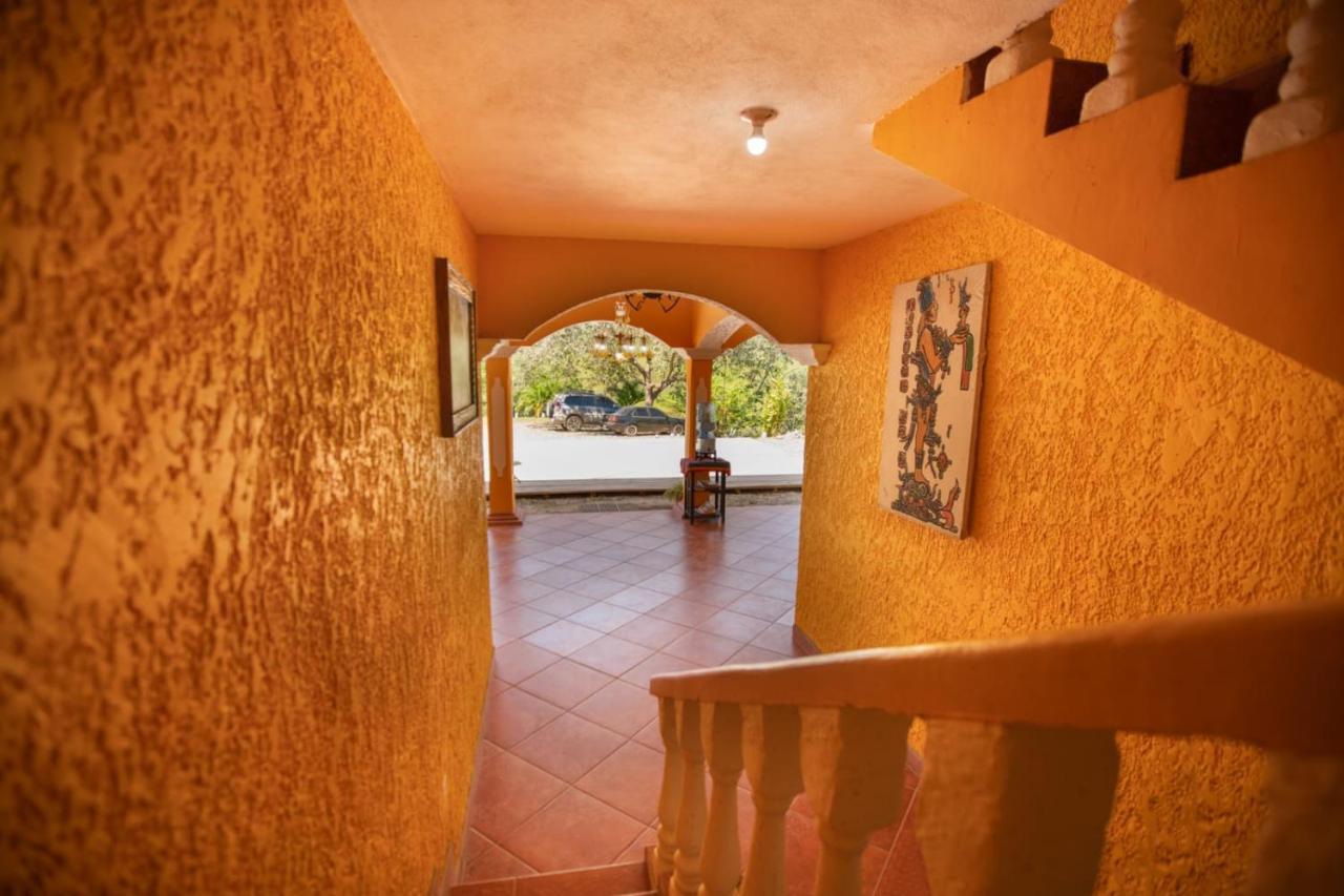 Hotel El Mirador De Tansu Lanquín Zewnętrze zdjęcie