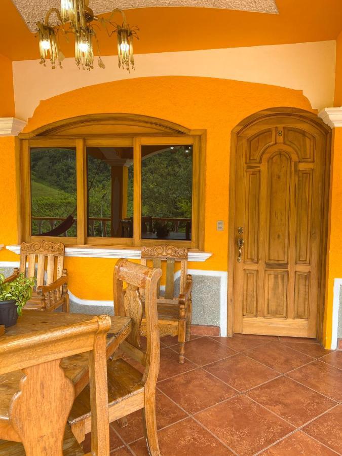 Hotel El Mirador De Tansu Lanquín Zewnętrze zdjęcie
